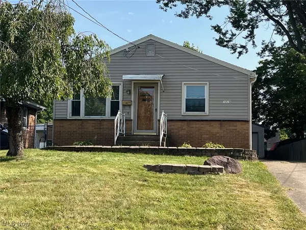 1515 Wakefield AVE,  Youngstown,  OH 44514