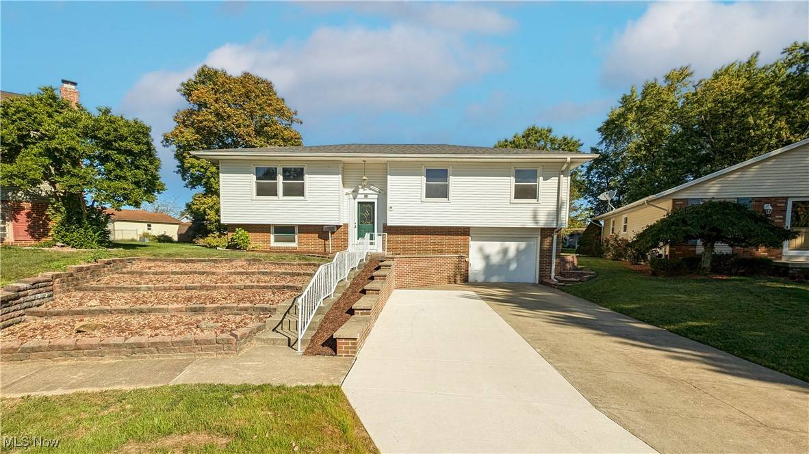 314 Pine CT, Bellevue, OH 44811
