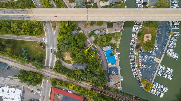 Rocky River, OH 44116,416 Riverdale DR