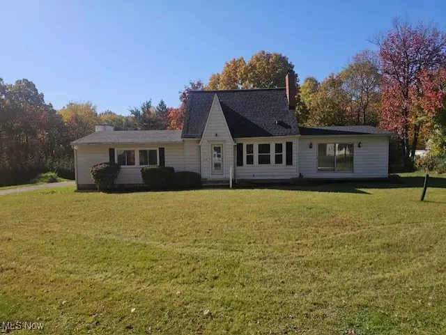 838 Nesbitt RD, Sagamore Hills, OH 44067