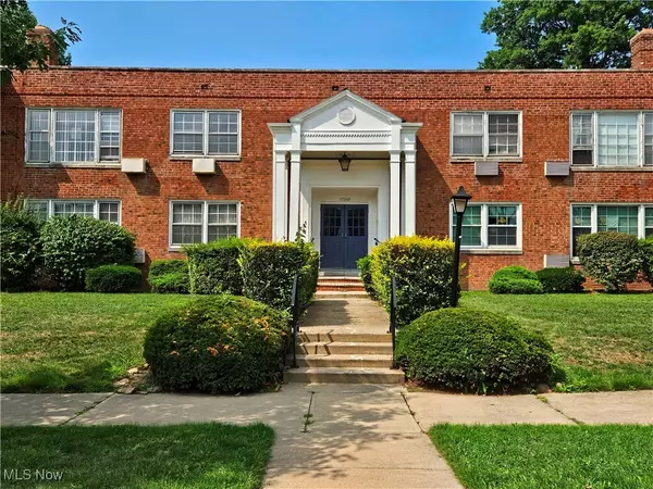 Shaker Heights, OH 44120,17007 Van Aken BLVD #205