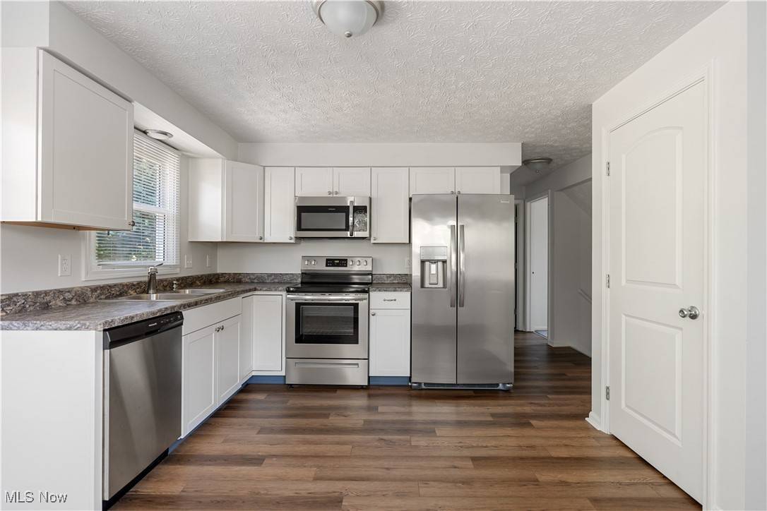 Canton, OH 44718,6215 Lake Cable AVE NW