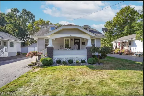 33 Kirk ST, Canfield, OH 44406