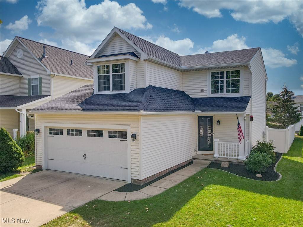 2143 Stonehenge CIR, Akron, OH 44319