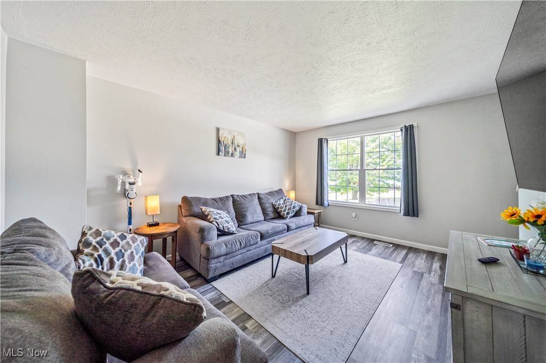 Ashtabula, OH 44004,6037 Lake RD W #105