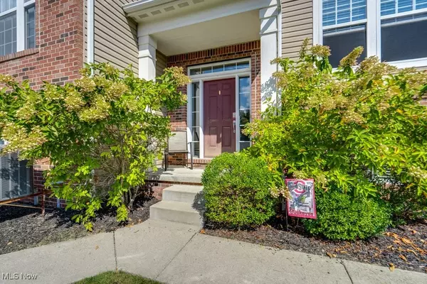 938 Croghan WAY,  Akron,  OH 44321