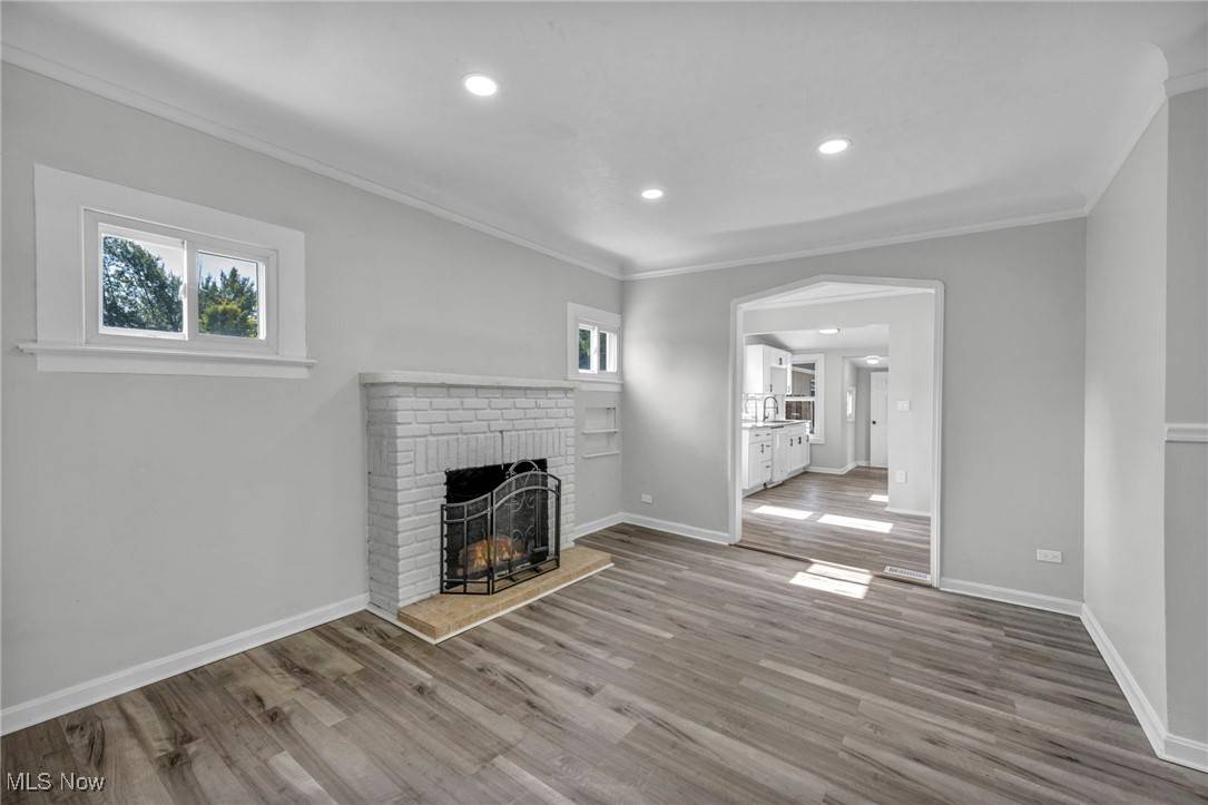 Willowick, OH 44095,164 E 317th ST