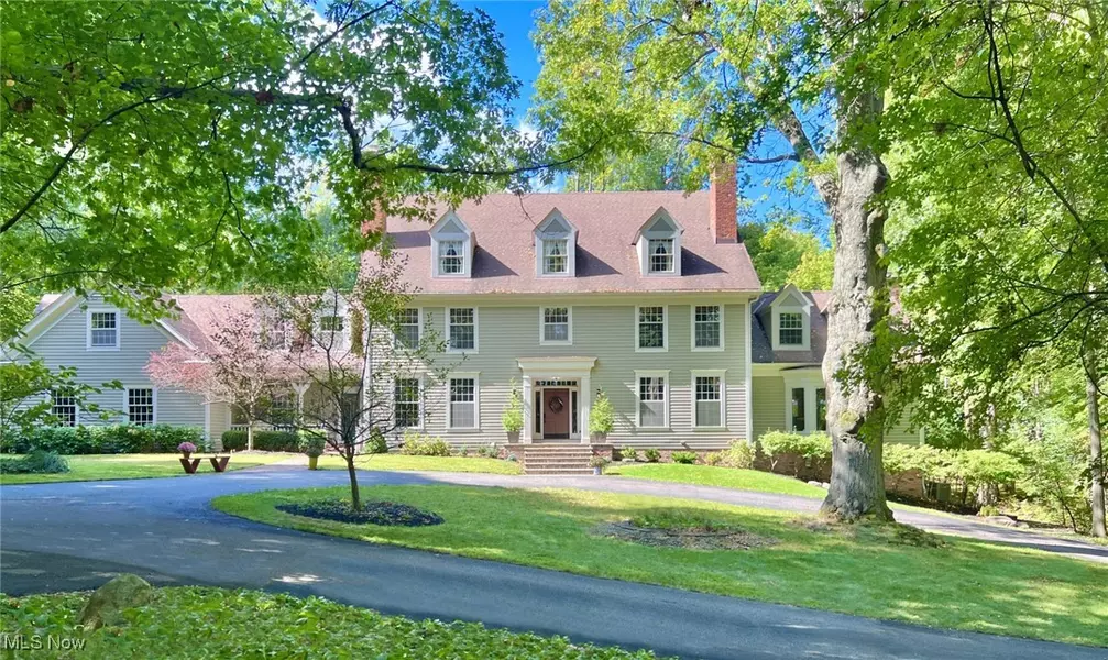 4560 Sherwin RD, Kirtland, OH 44094