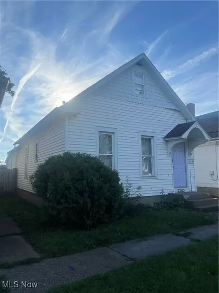 1208 Shelby ST, Sandusky, OH 44870