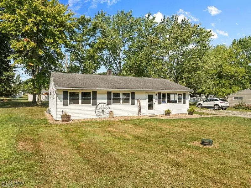 10645 Barcus AVE NE, Alliance, OH 44601