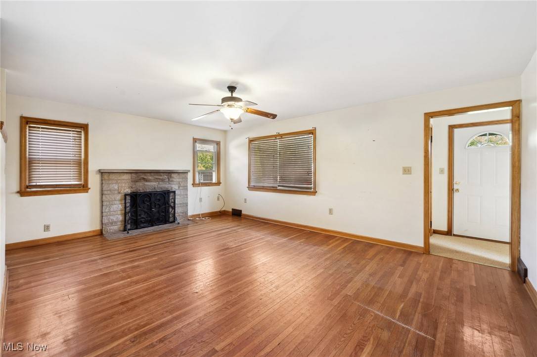 Louisville, OH 44641,2801 Ravenna AVE NE