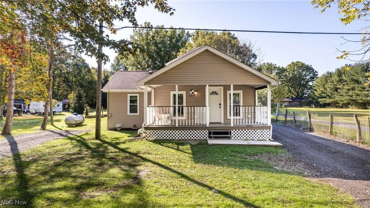 2249 Housel Craft RD, Bristolville, OH 44402