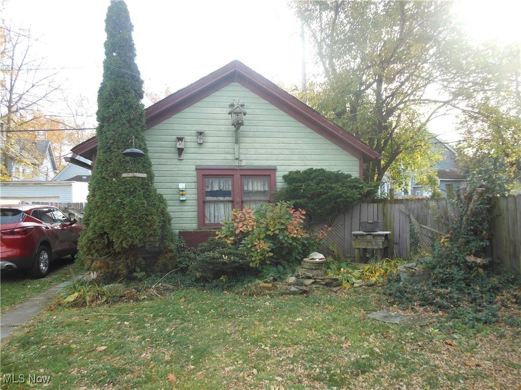 Cleveland, OH 44109,3217 Woodbridge AVE