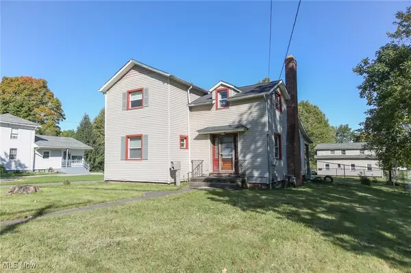 228 W Main ST, Canfield, OH 44406