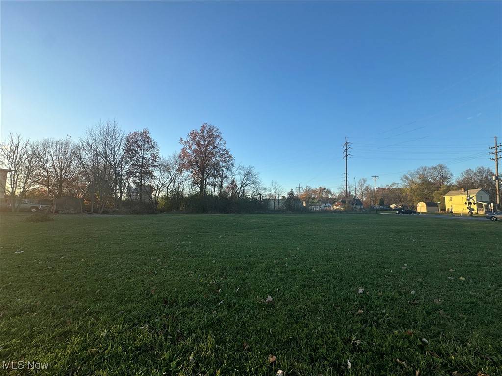Warren, OH 44485,1021 Parkman RD NW