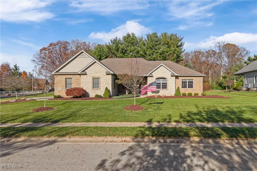 Massillon, OH 44646,5682 Great Court CIR NW