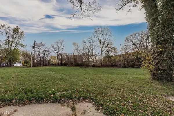 13614 Glenside RD,  Cleveland,  OH 44110