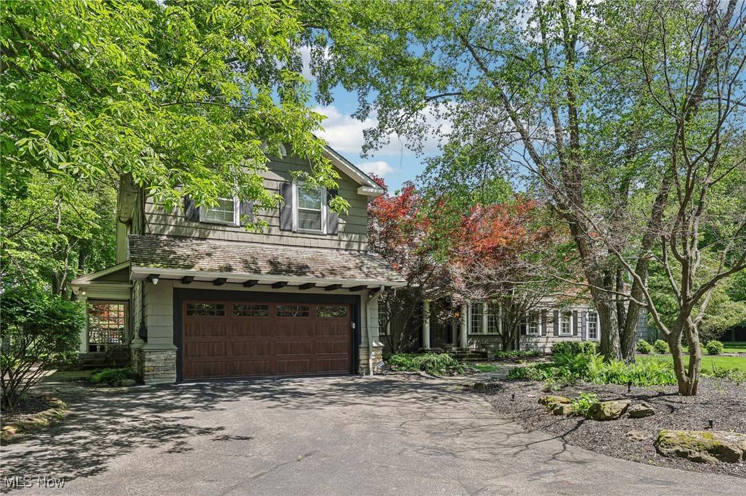 Cleveland Heights, OH 44121,1688 Oakwood DR