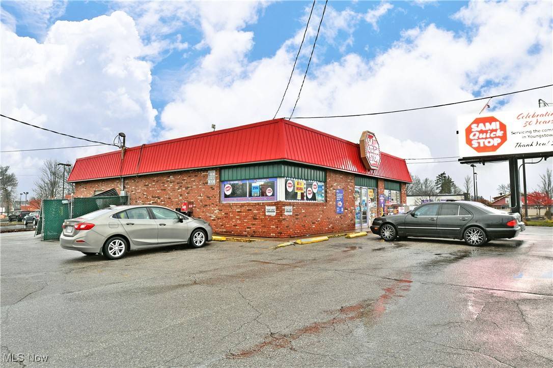 Youngstown, OH 44507,3822 Market ST
