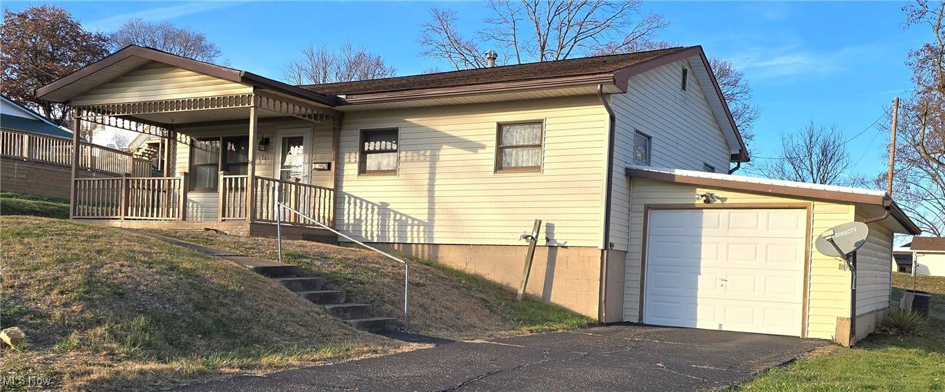 863 Wabash AVE,  Zanesville,  OH 43701
