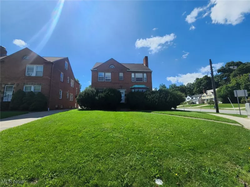 14322 Cedar RD #3rd Floor, University Heights, OH 44121