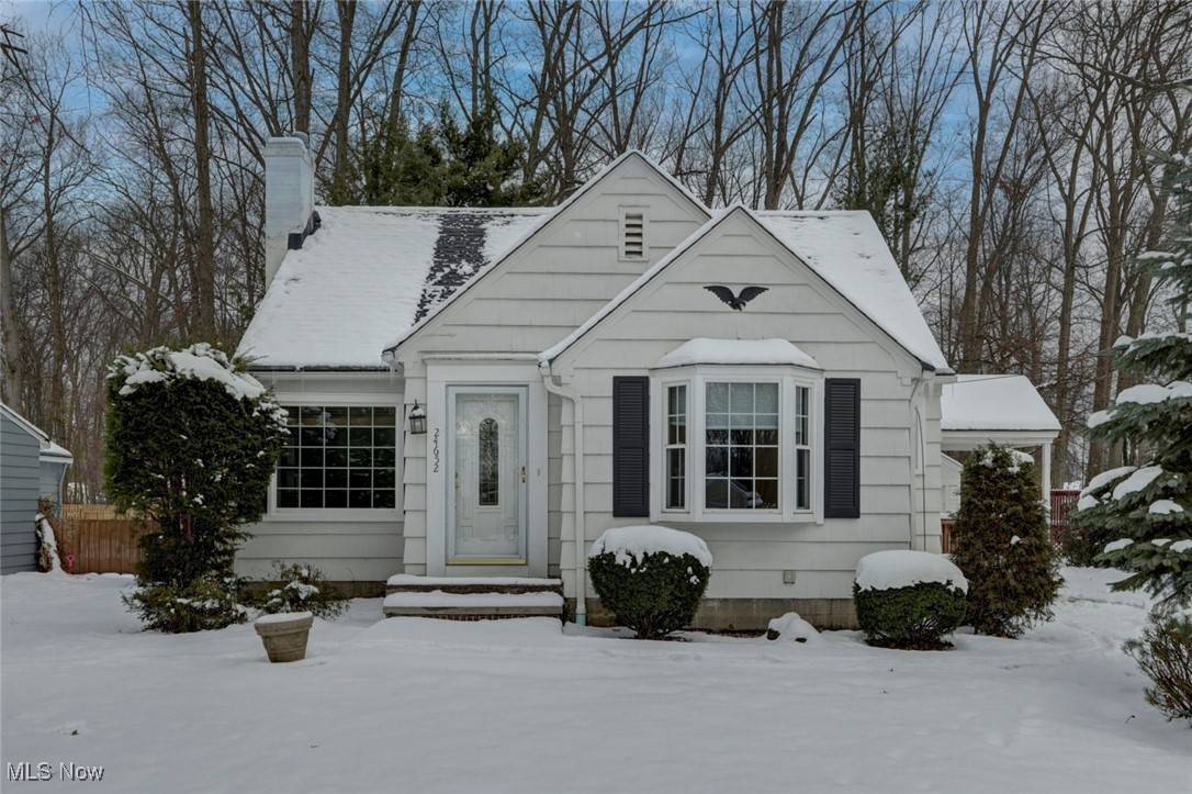 24652 Florence AVE, North Olmsted, OH 44070