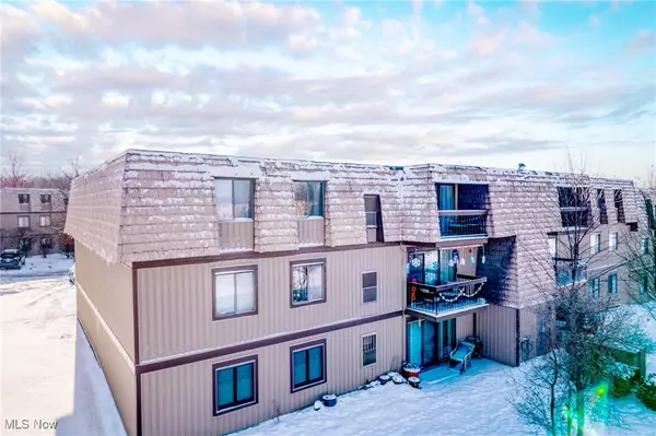 North Royalton, OH 44133,9731 Sunrise BLVD #M36