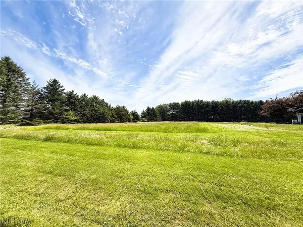 East Palestine, OH 44413,49631 Foxwood LN