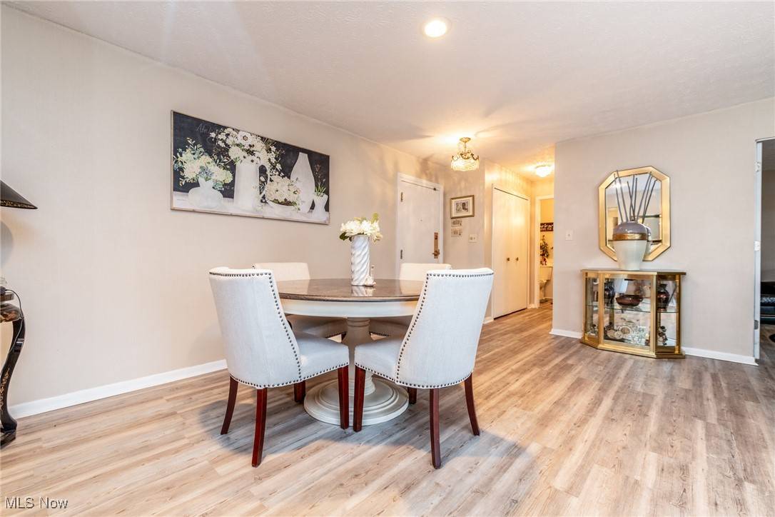 Lyndhurst, OH 44124,2202 Acacia Park DR #2510