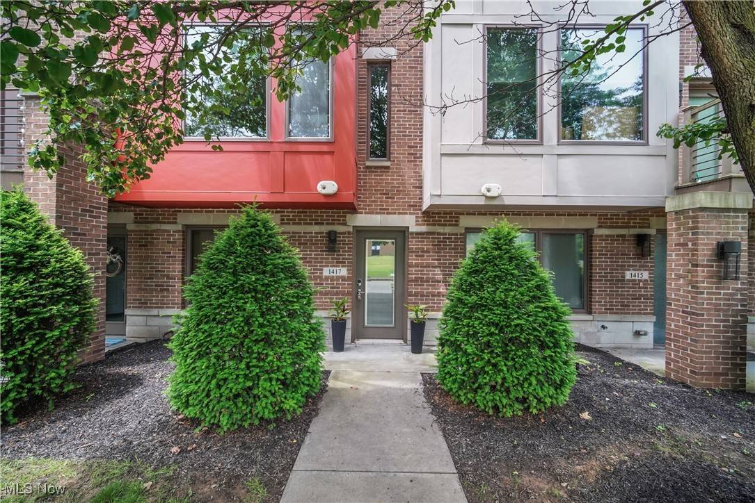 Cleveland Heights, OH 44118,1417 Slate CT