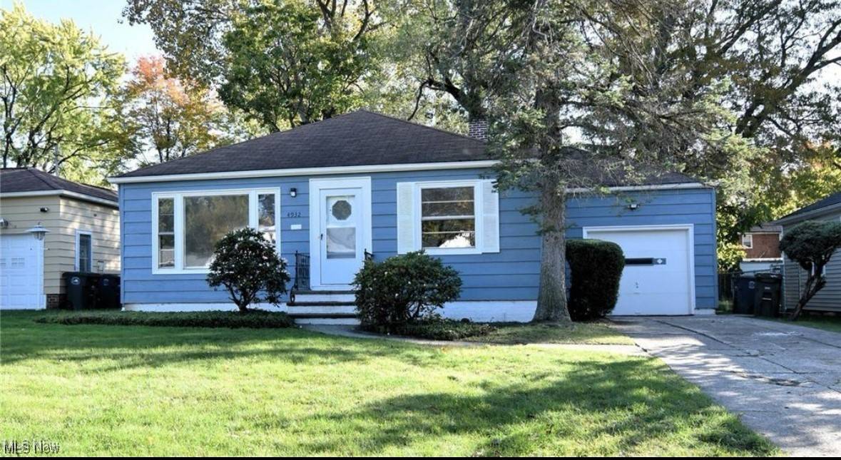 4932 S Sedgewick RD, Lyndhurst, OH 44124