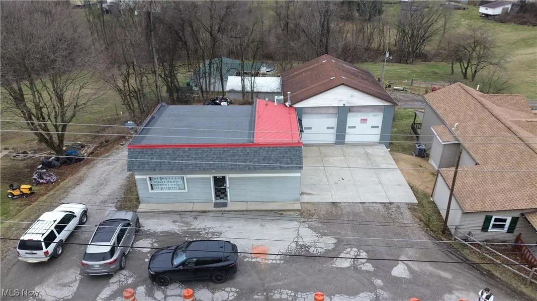 2738 Eldersville RD, Colliers, WV 26035