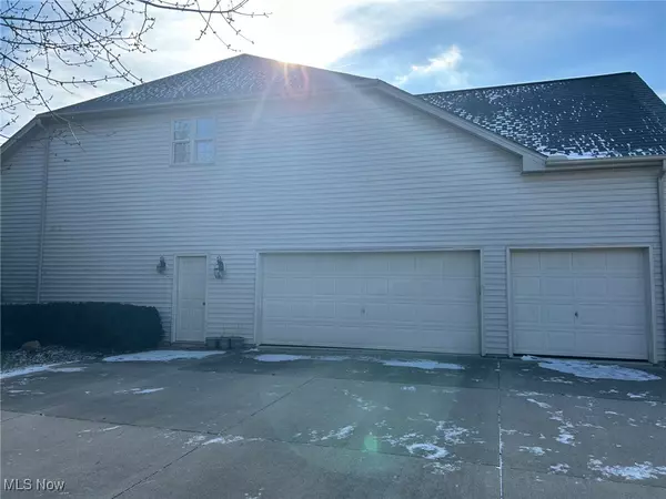 Strongsville, OH 44149,11775 Shagbark TRL