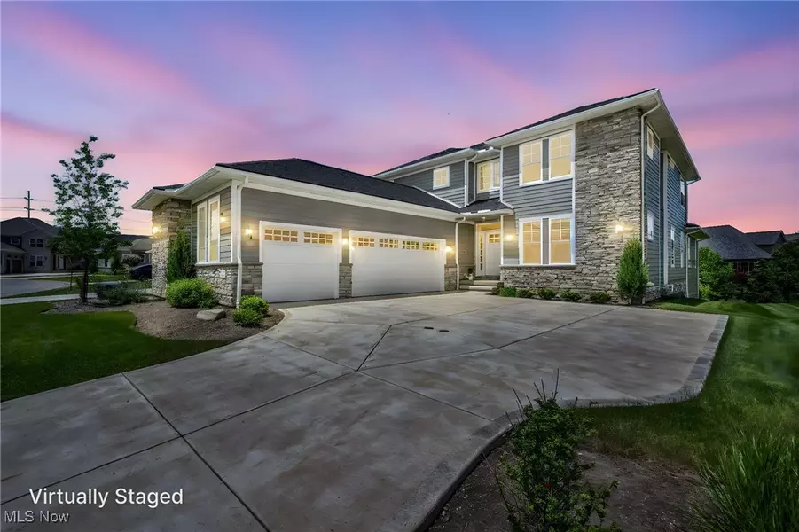 3575 Rembrandt LN, Pepper Pike, OH 44124