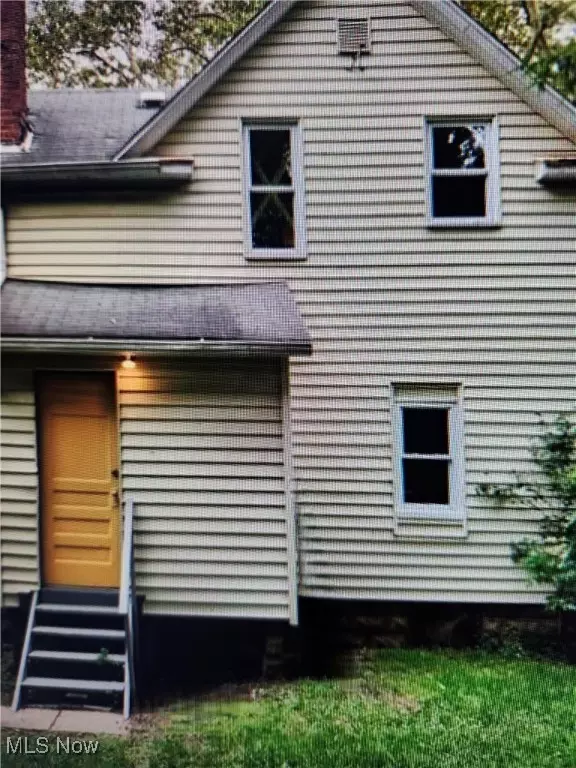 Akron, OH 44306,442 Matthews ST