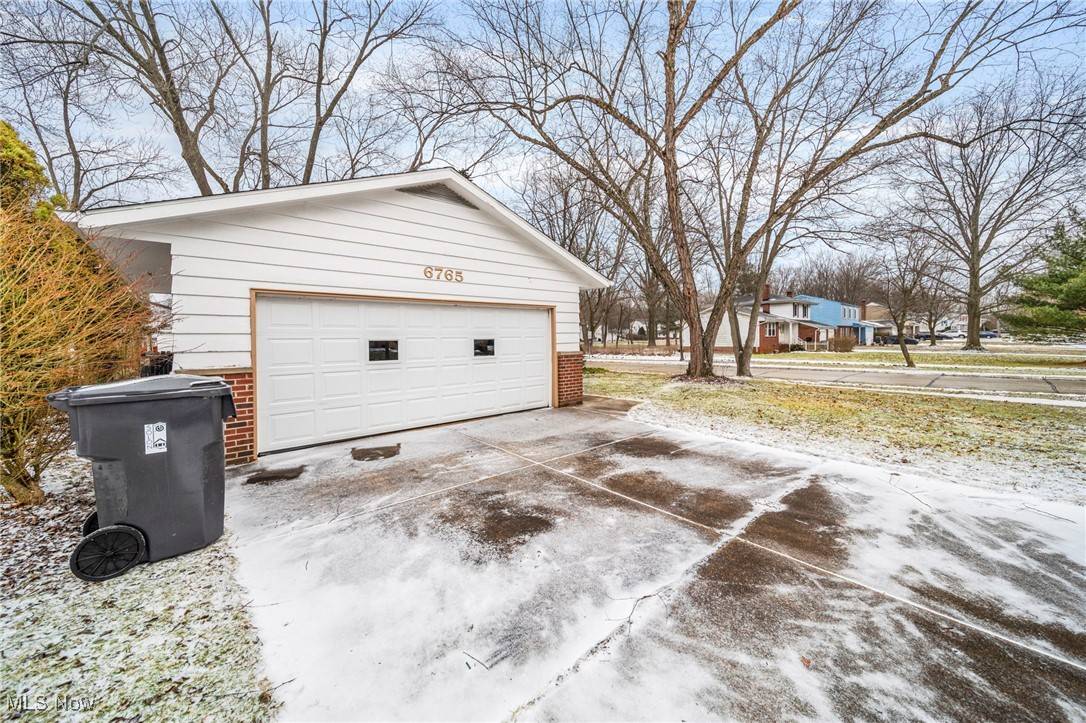 Solon, OH 44139,6765 Glenallen AVE
