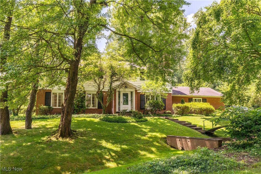 340 Lakecrest ST NW, Canton, OH 44709