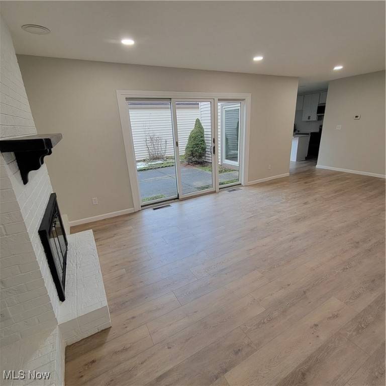 North Ridgeville, OH 44039,32977 Mills RD