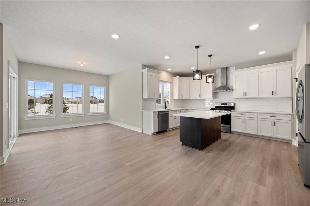 Lagrange, OH 44050,836 Buckingham DR