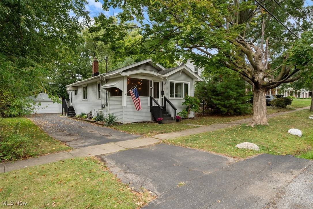 Cuyahoga Falls, OH 44221,433 Center AVE