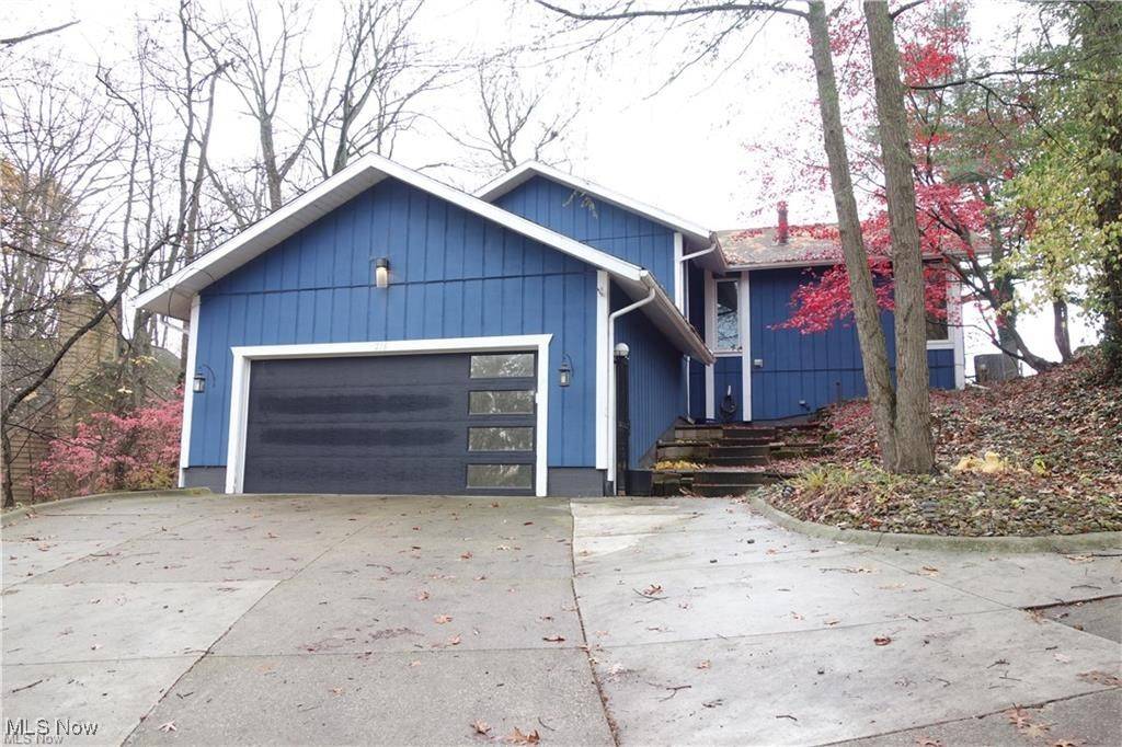 Green, OH 44319,216 Lake Front DR