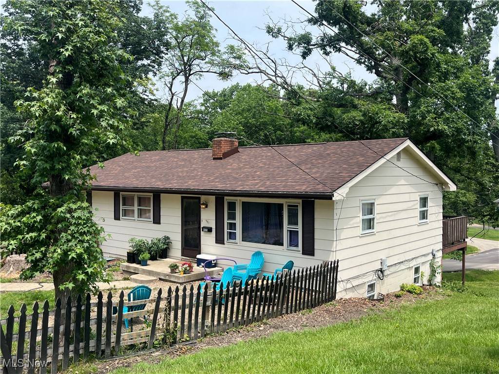855 Richey RD, Zanesville, OH 43701