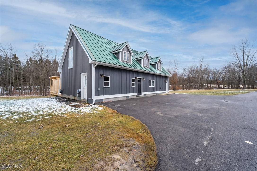 Southington, OH 44470,4649 State Route 305