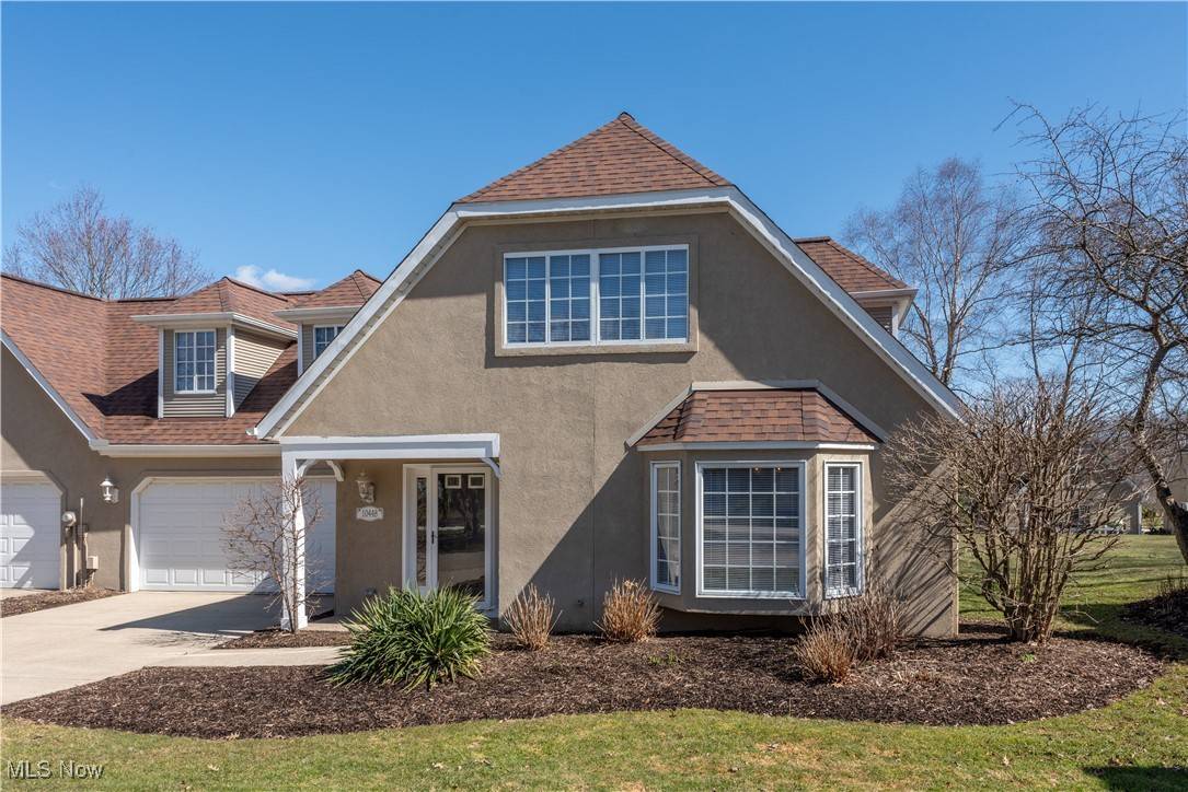 10448 E Cobblestone LN, Twinsburg, OH 44087