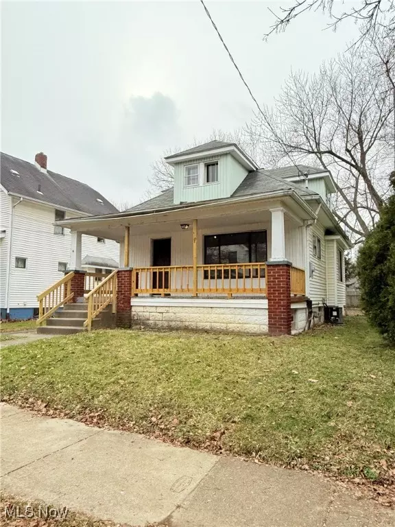 Akron, OH 44301,1022 Herberich AVE