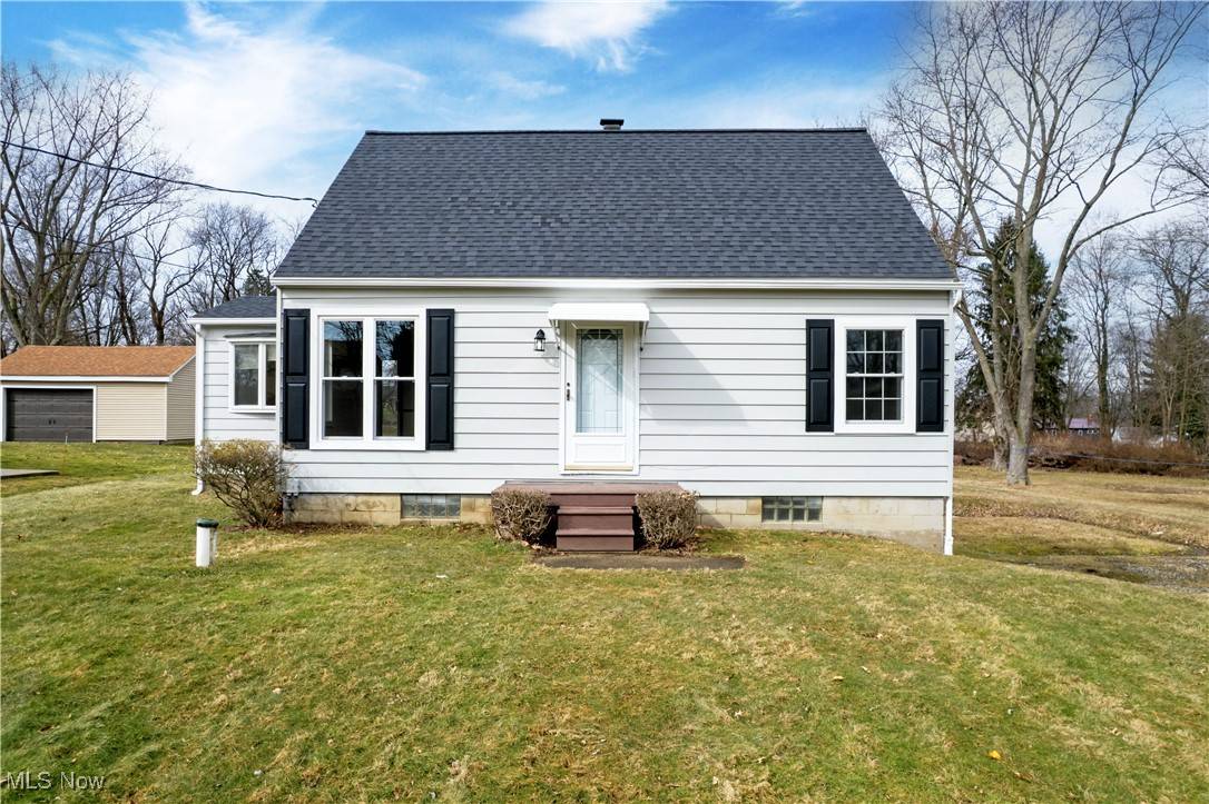 2088 Darnell DR, Akron, OH 44319