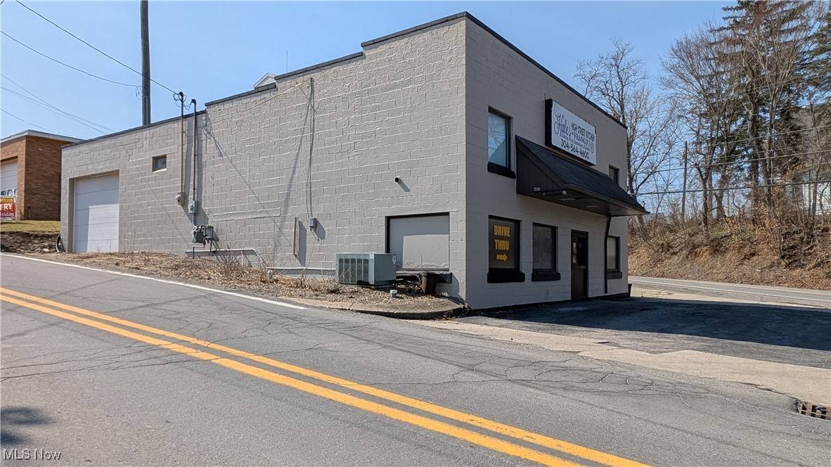 New Cumberland, WV 26047,211 High ST