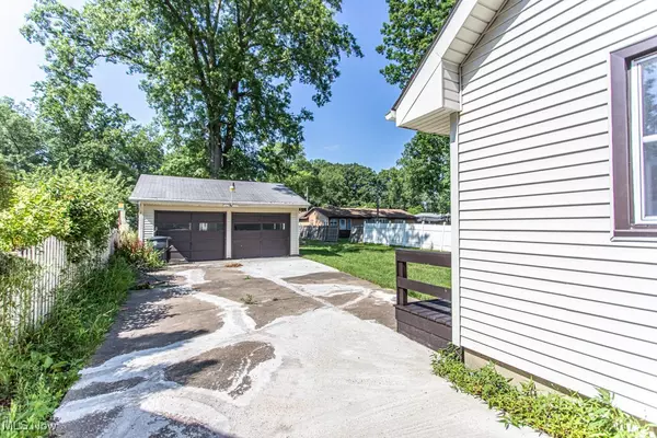 Warren, OH 44485,1736 Westwood DR NW