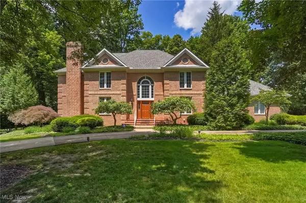 3773 N Shore DR, Akron, OH 44333
