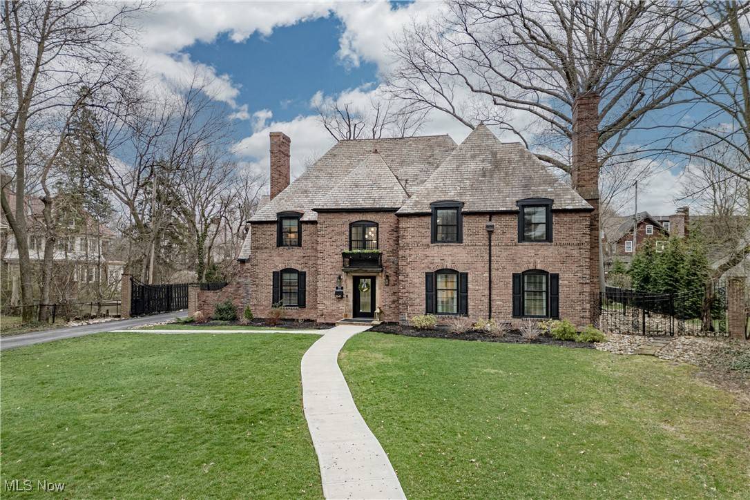 Shaker Heights, OH 44120,2641 Coventry RD